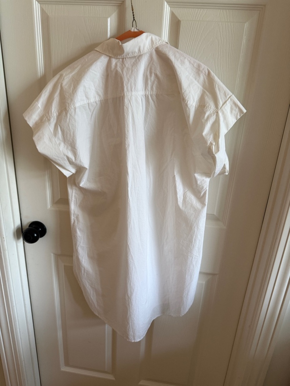 H&M White Short-Sleeve Button-Down Shirt - Picture 2 of 3